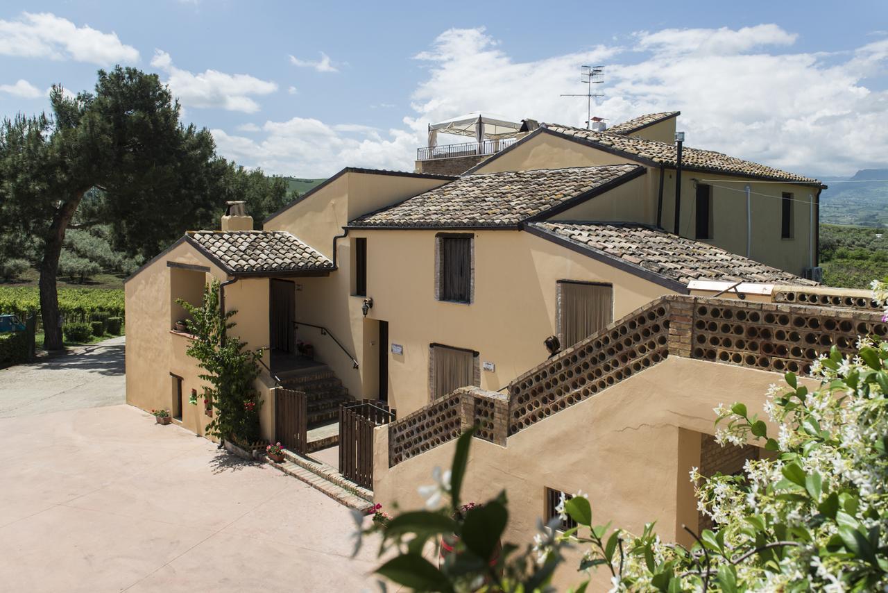 Masseria Del Vino Villa Loreto Aprutino Exterior photo